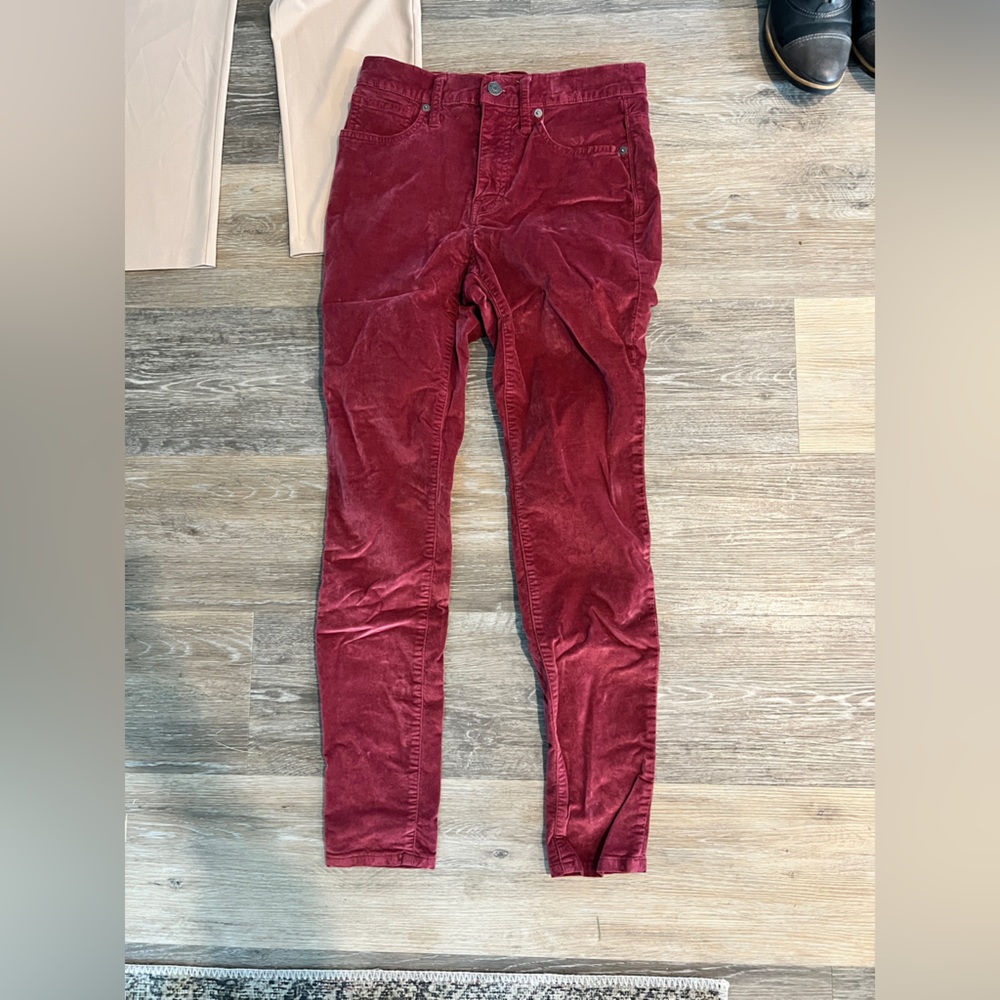 Madewell mulberry velvet jeans Size 26R
